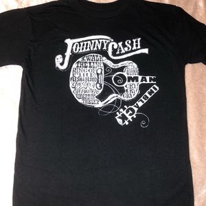 M Johnny Cash tshirt